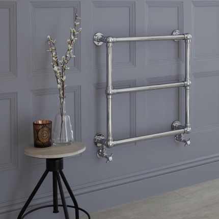 Condesa - Traditional Hydronic Heated Towel Warmer - 27" x 26.5"