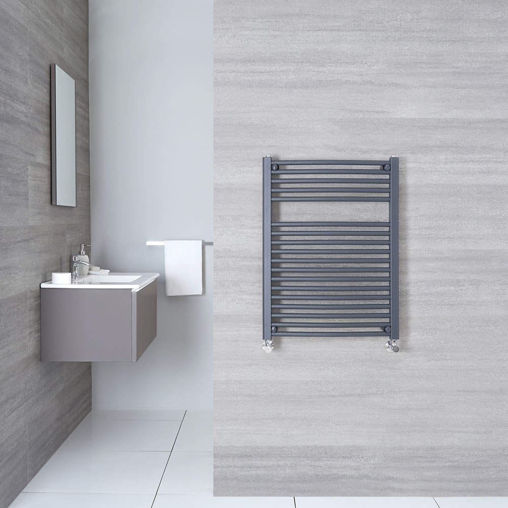 Loa - Hydronic Anthracite Curved Heated Towel Warmer - 31.5" x 19.75"