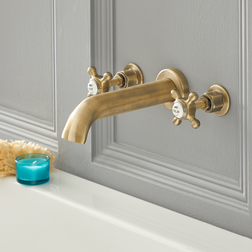 Elizabeth Traditional Wall Mounted Widespread Tub Faucet