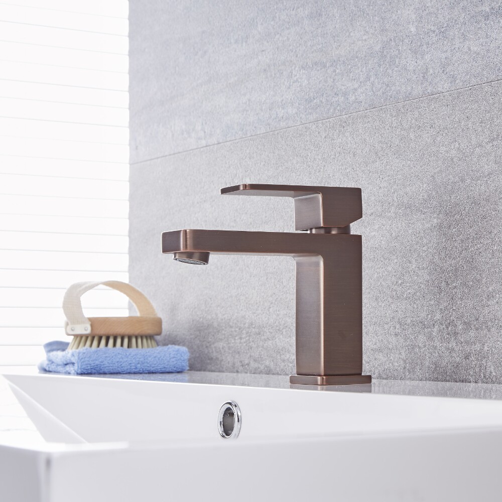 Kubix - Oil-Rubbed Bronze Single-Hole Bathroom Faucet