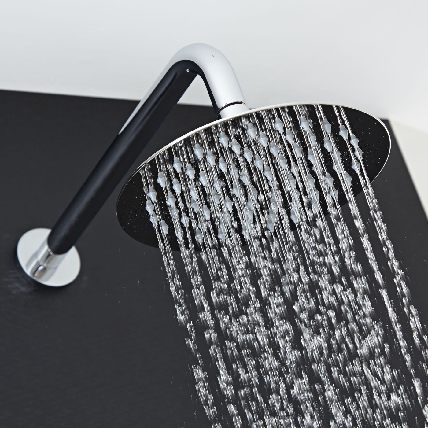8" Round Shower Head with Wall Arm