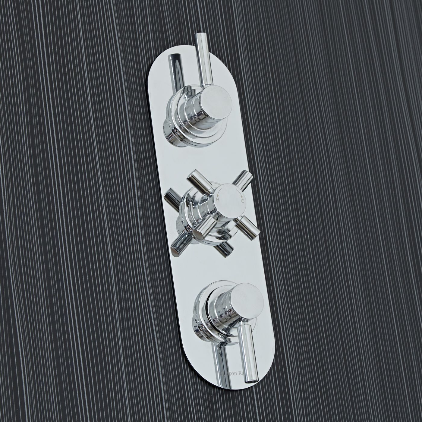 Tec Concealed 3 Outlet Triple with Diverter Thermostatic Shower Valve (Racetrack Plate)